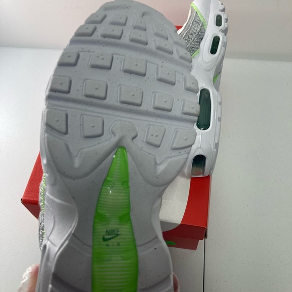 New nike air max 94 recycled green electric mens - Picture 5 of 8